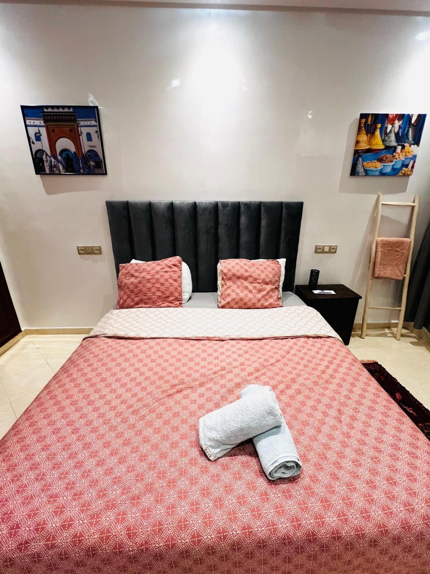 Appartement Proche Aeroport, Dar Nahila Marrakesh Buitenkant foto