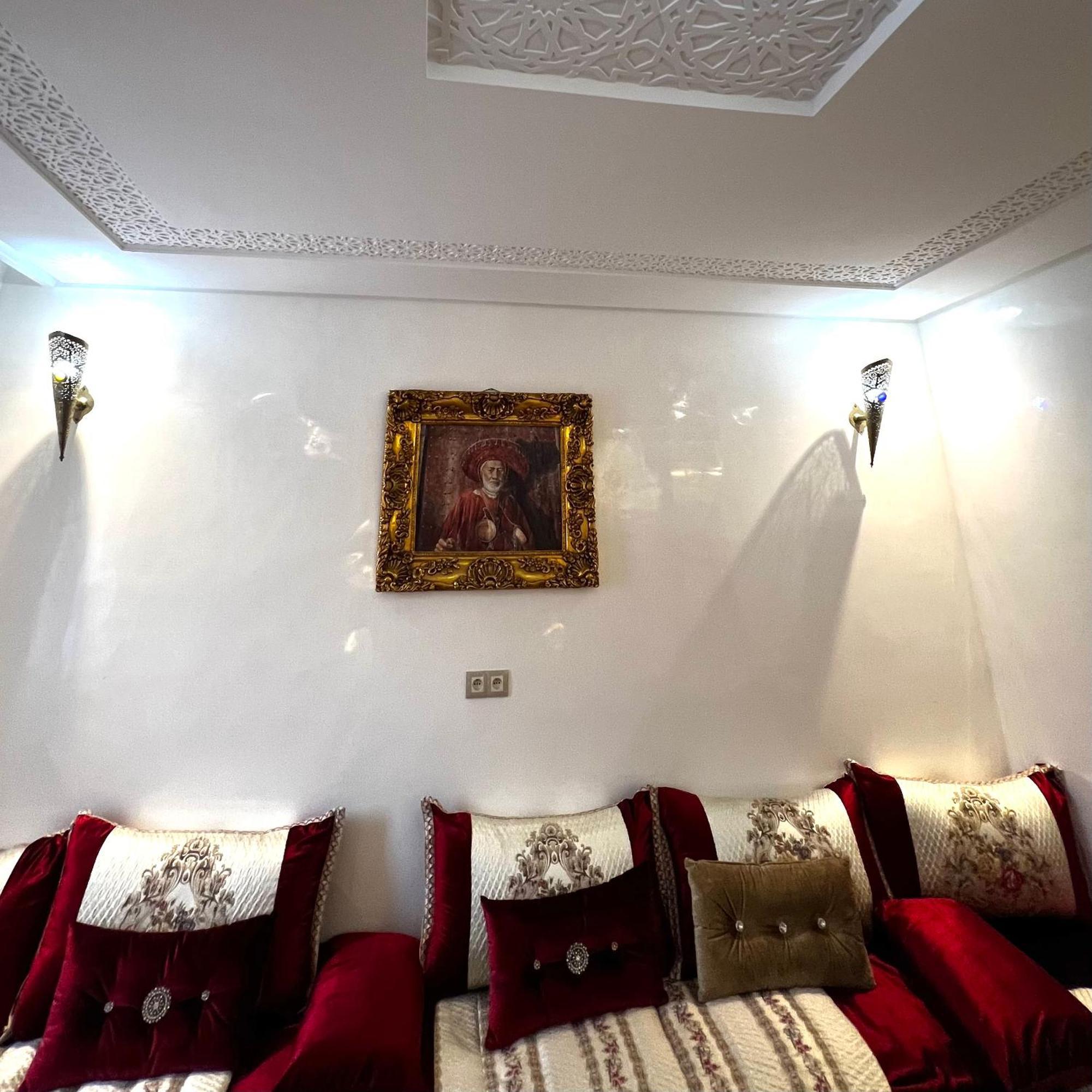 Appartement Proche Aeroport, Dar Nahila Marrakesh Buitenkant foto